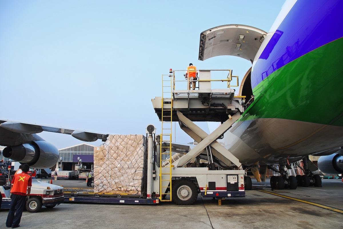 Product Ground Freight Shipping Solutions | ICAT Logistics Detroit MI - Domestic & International Shipping & Logistics image