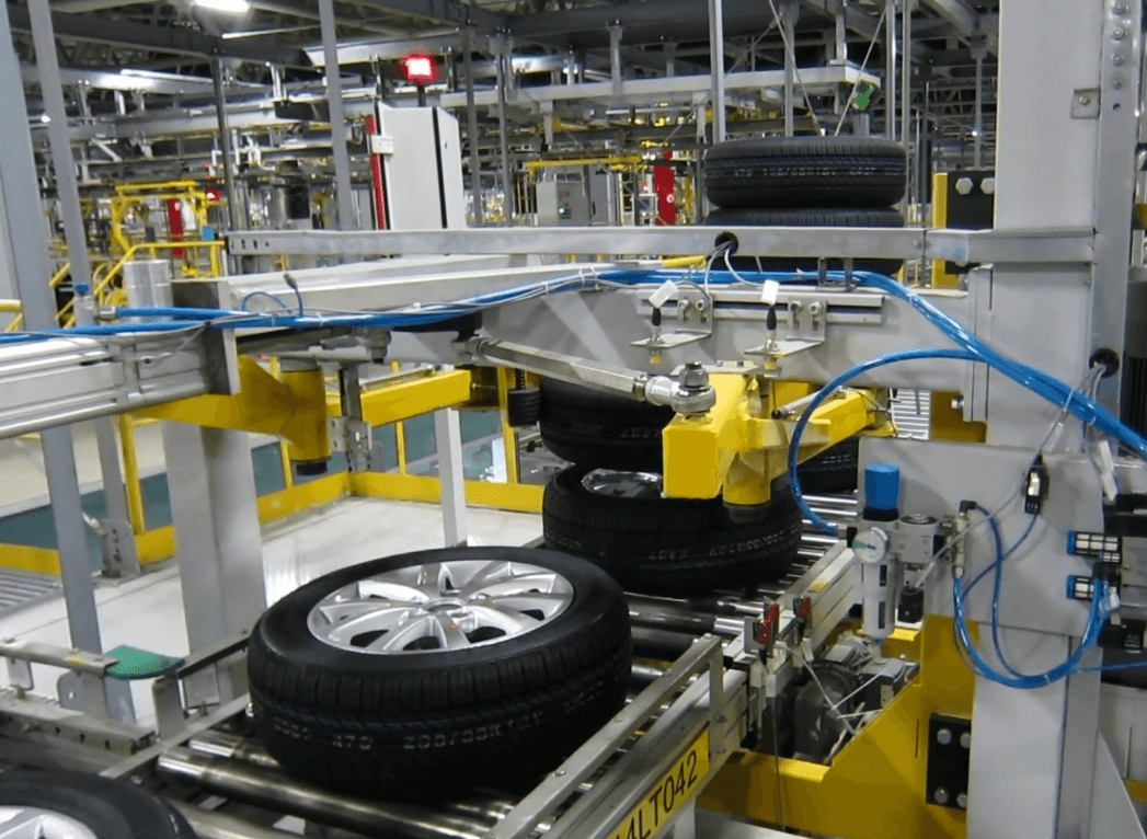 Product Automotive Industry Solution - palet conveyor image