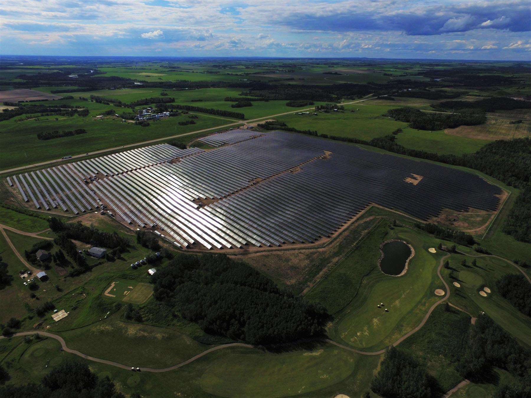 Product Elemental Energy completes Acquisition and Development of, and Starts Construction on, the Innisfail Solar Project. image