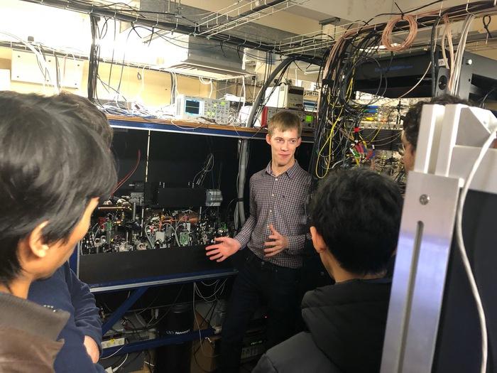 Product A Tour of Oxford’s Ion-trap Quantum Computing Lab – The Technology of the Future? :: quantuminfosoc image