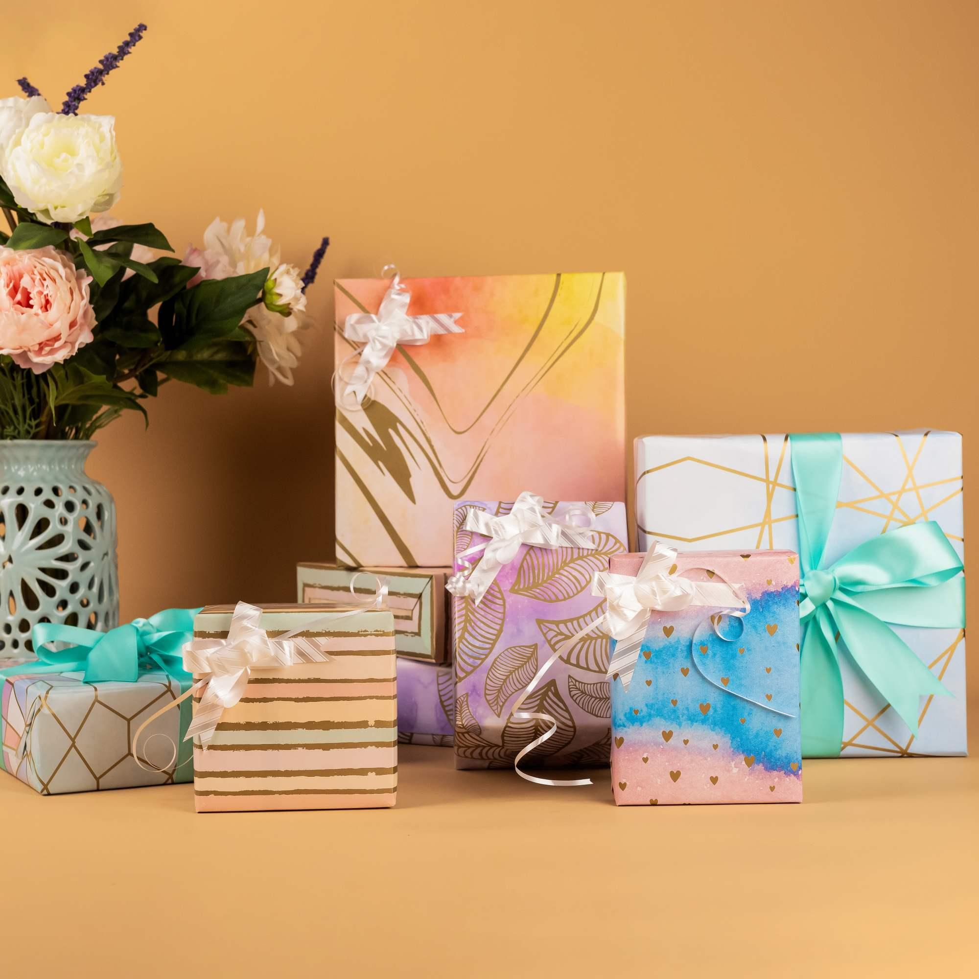 Product Contemporary Gift Wrap - Layer One Packaging image