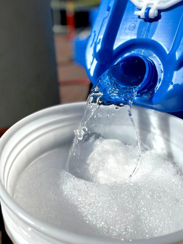 Product PetroSolv - Biodegradable surfactant to mobilize non-aqueous phase liquid | ETEC, Inc. image