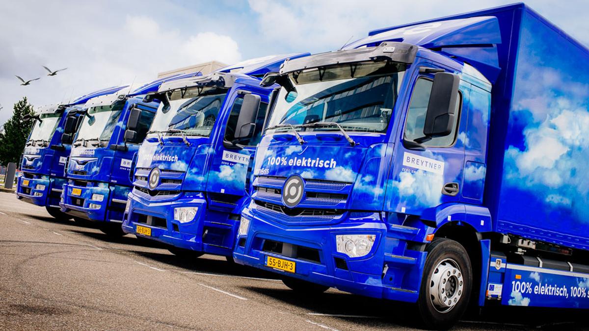 Image for Electric trucks in Rotterdam city centre | Emoss