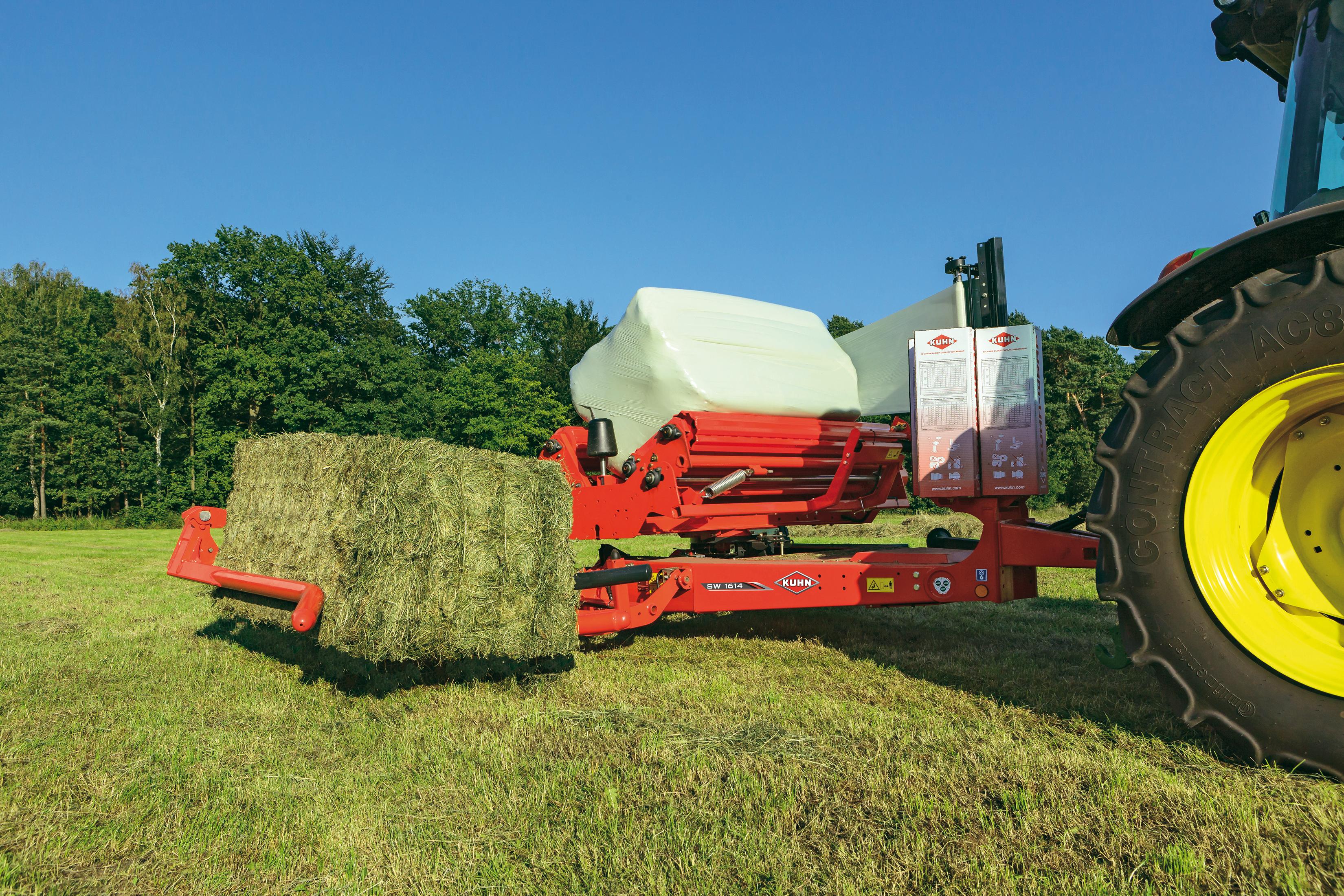 Square Bale Wrappers | KUHN